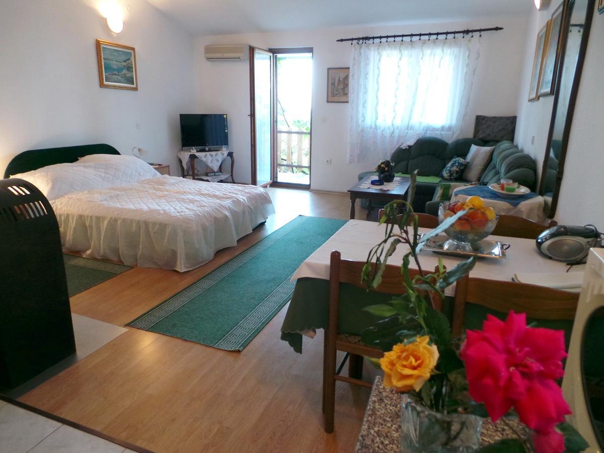 Apartment Snjezana-2 By Interhome คาร์โลบัก ห้อง รูปภาพ